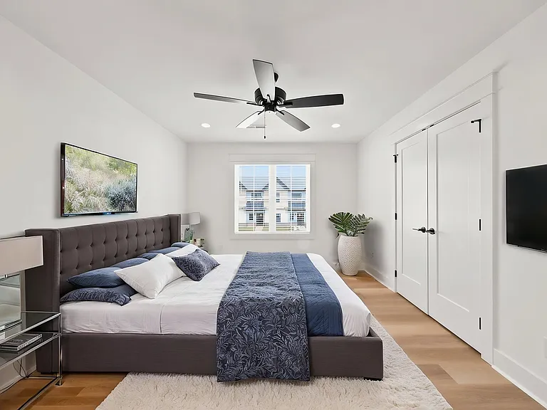 149 Luke Ct — Photo 18