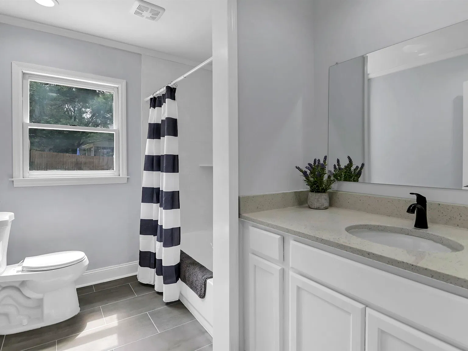 4 bed, 2748 sqft, $650 — Photo 2