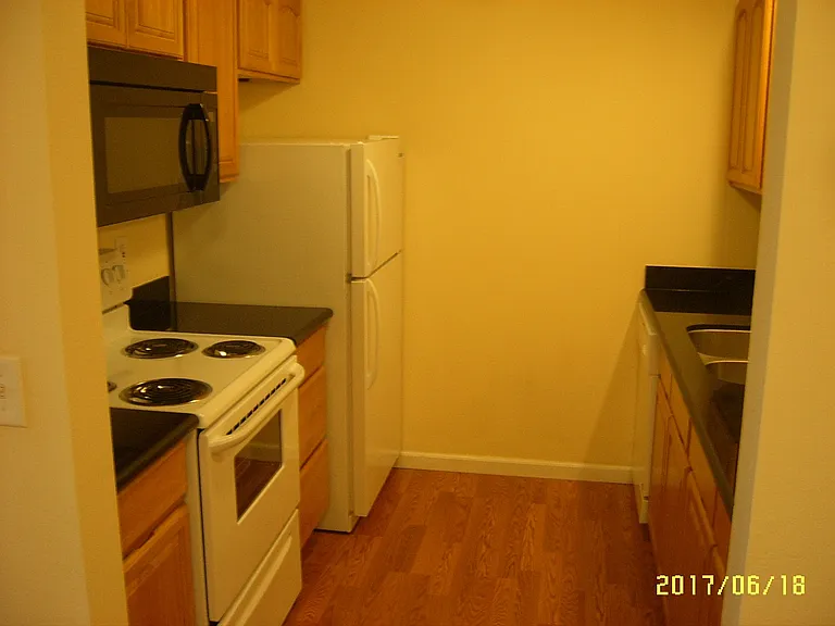 815 E Denny Way #305 — Photo 9