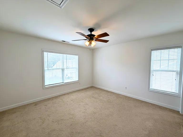 2541 Spring Oaks Way — Photo 54
