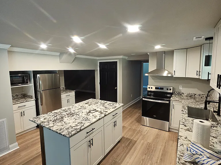 133 Sunshine Dr — Photo 2