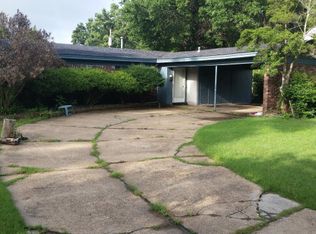 1705 E Barton Ave, West Memphis, AR 72301