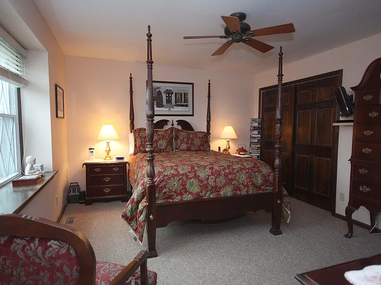 7 Freedom Pl — Photo 5