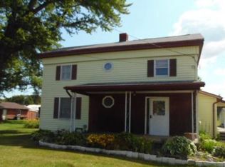 390 S Amboy Rd, Conneaut, OH 44030