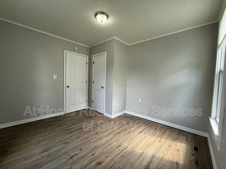 438 W Page St — Photo 7