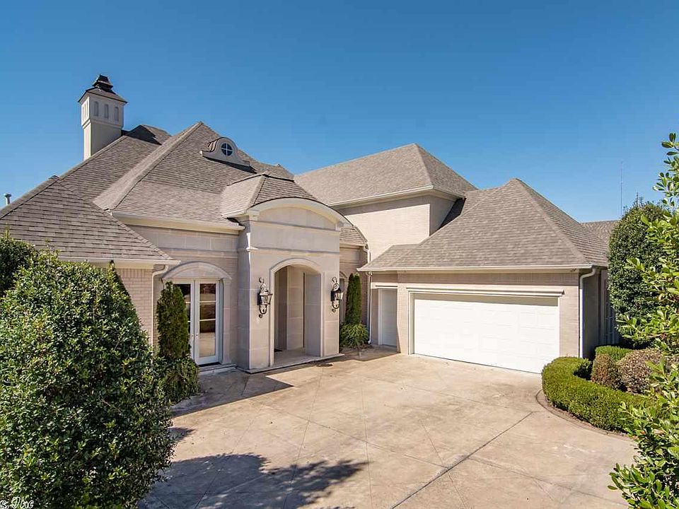 1st image of 40 Vigne Blvd