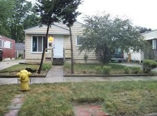 28 W Colgate Ave, Pontiac, MI 48340