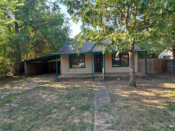 7213 Pawnee Trl, Lake Worth, TX 76135