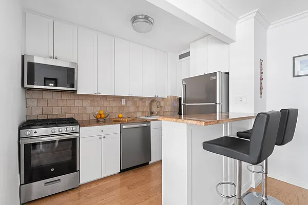 Sold by Keller Williams NYC | media 4
