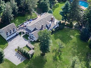 107 Chestnut Hill Rd, Ridgefield, CT 06877