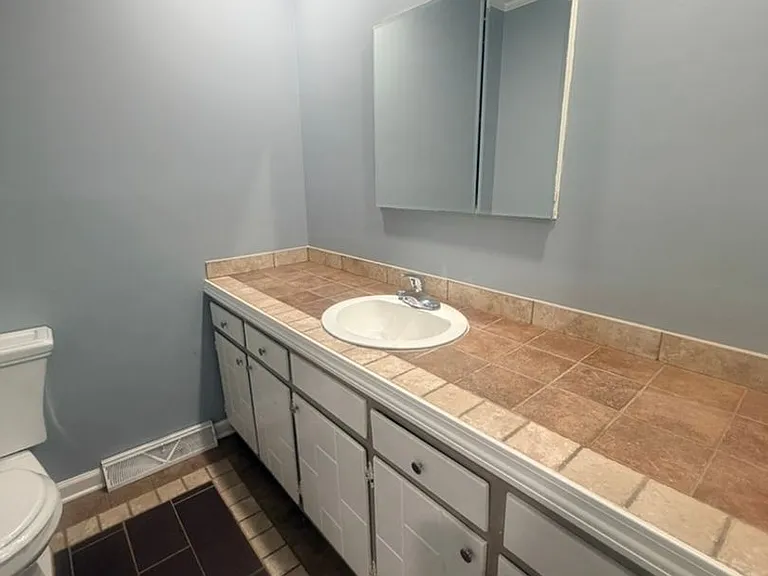 921 Brown School Rd — Photo 14