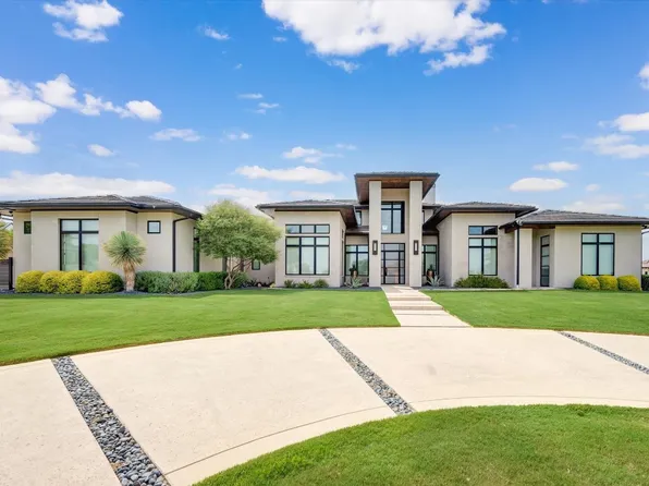 5100 Pato Ct, Benbrook, TX 76126