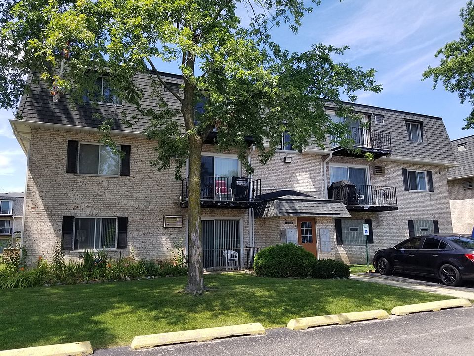 1st image of 1313 N Baldwin Ct Unit 3C