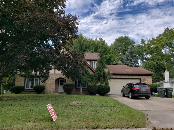 2069 Walnut Hill Park Dr, Columbus, OH 43232