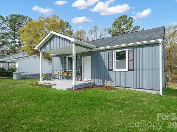 1417 N Oakwood St, Gastonia, NC 28052
