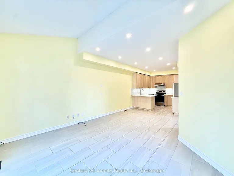 1171 Springbank Dr — Photo 20