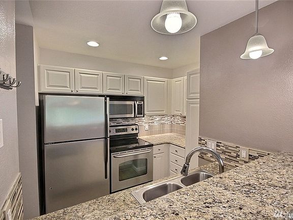 2nd image of 2609 S 272nd St APT 29