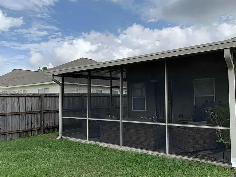 532 Glenway Dr — Photo 23