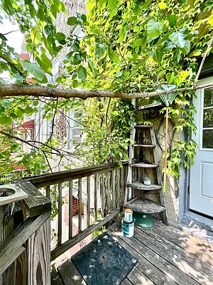 Rented by Pear NYC LLC | media 4