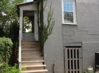 724 1/2 E 38th St, Savannah, GA 31401