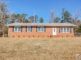 2646 Spratlin Mill Rd, Hull, GA 30646