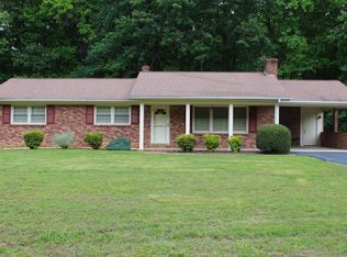 633 Rocksprings Rd, Ringgold, VA 24586