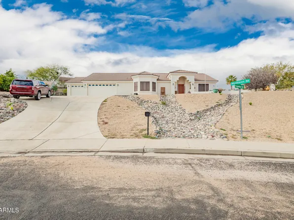 560 W TOPEKA Drive, Wickenburg, AZ 85390
