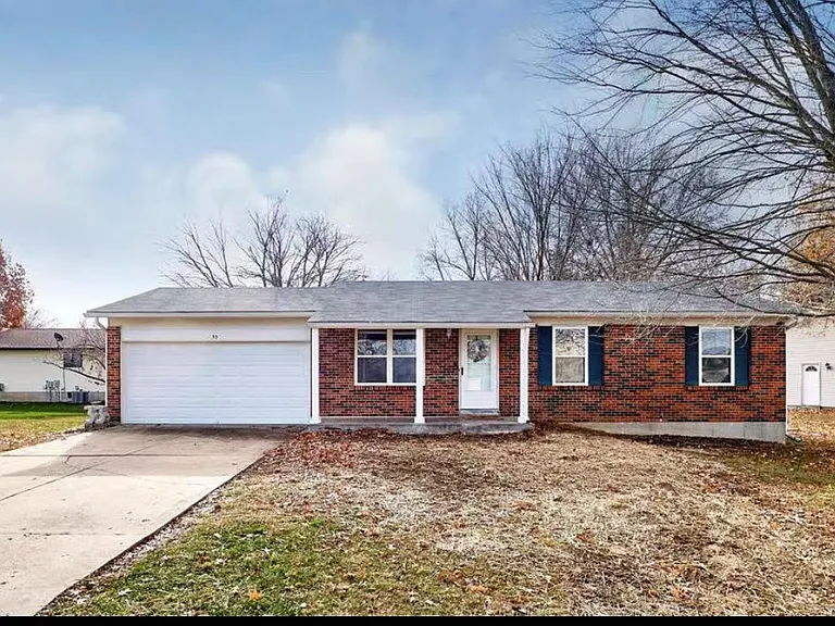 33 Sunny View Dr — Photo 1