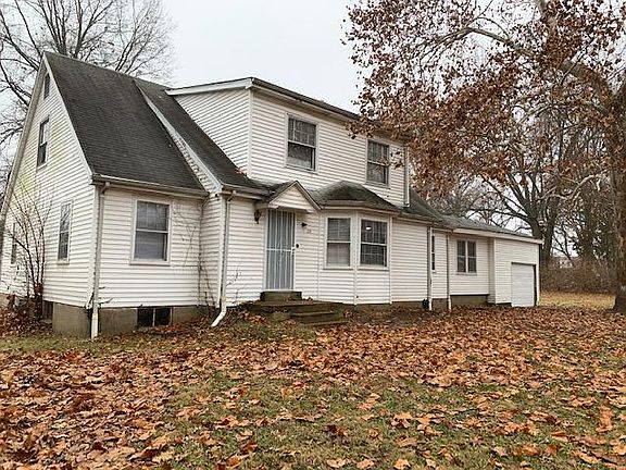 2nd image of 30 Barcelona Ave