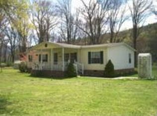 11662 Grapefield Rd, Bastian, VA 24314