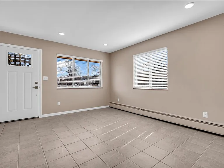 141 Ardmore Dr — Photo 12
