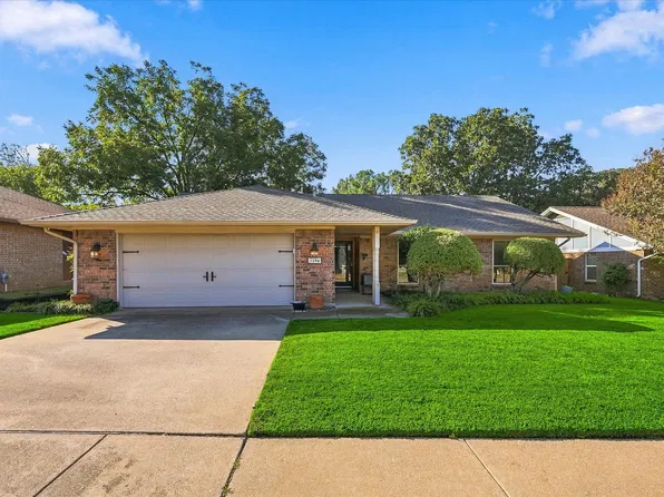 3104 Joseph Ct, Bedford, TX 76021