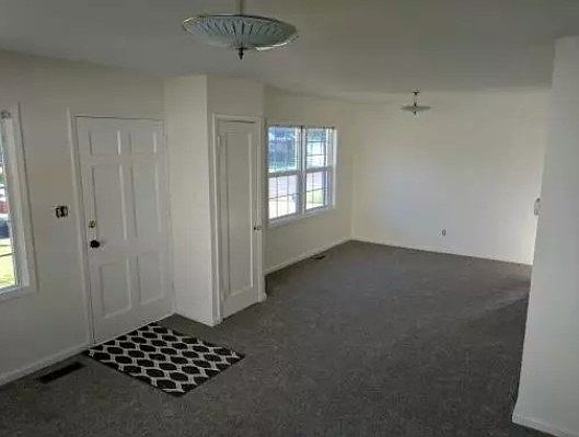 2nd image of 2035 E Lambourne Ave