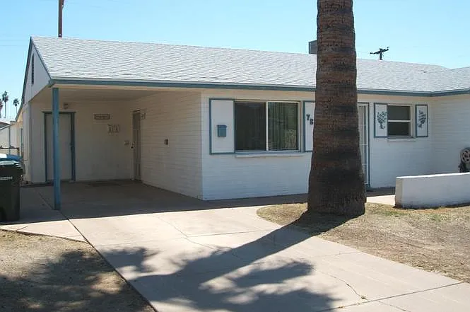 5 bed, 1779 sqft, $2,150 — Photo 2