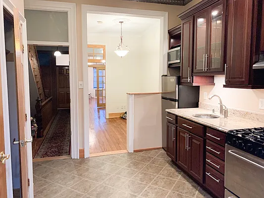 Rented by Capri Jet Realty Corp | media 26