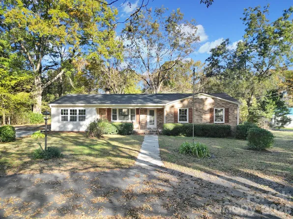 3987 Taxahaw Rd, Lancaster, SC 29720