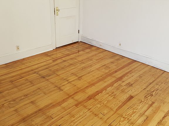 4th image of 280 City Island Ave