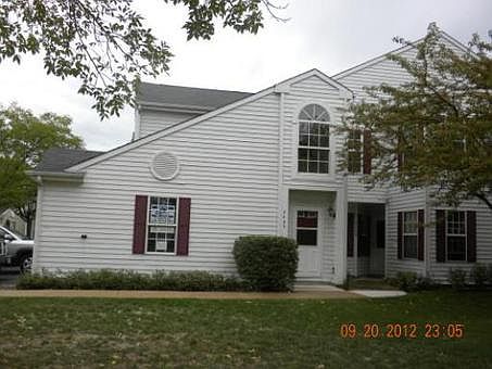 1st image of 749 W Streamwood Blvd