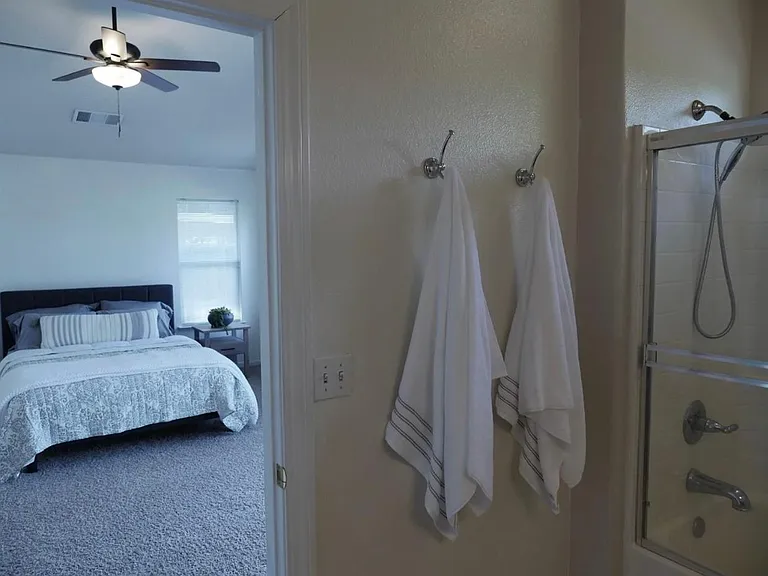 160 Lake Dr — Photo 19