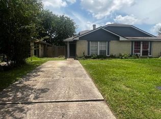 22407 Tree House Ln, Spring, TX 77373