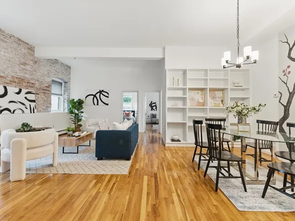 69 Harvey St APT 1, Cambridge, MA 02140