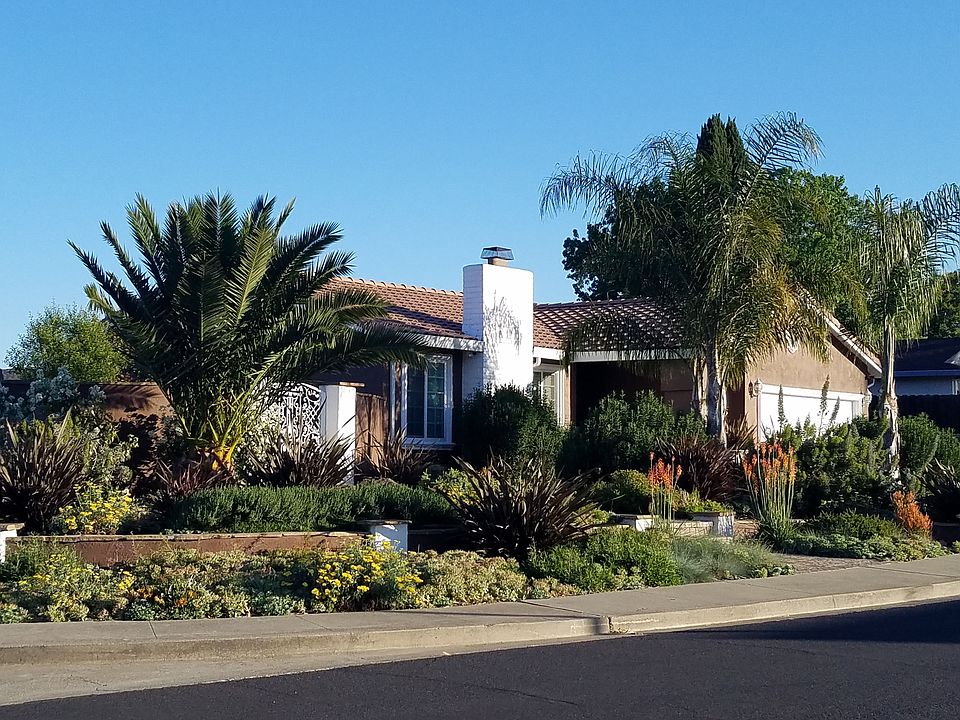 1st image of 2405 Farrol Ave
