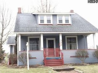 393 W North Ave, East Palestine, OH