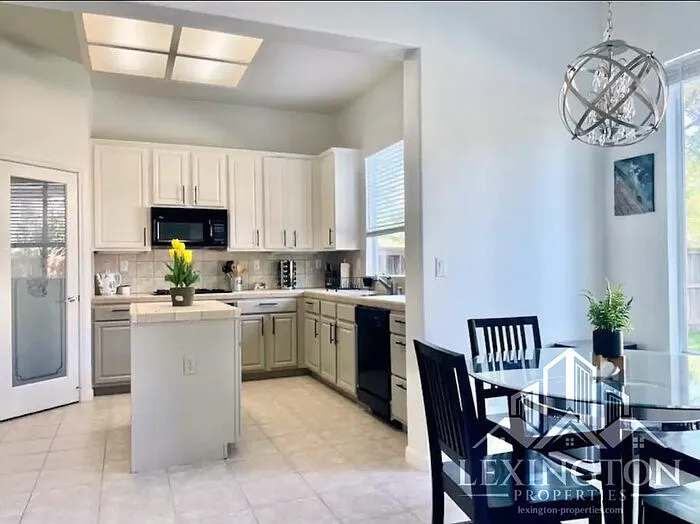 3286 Cayman Island St — Photo 32