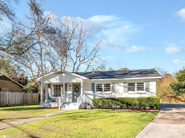 2752 N Barksdale Dr, Mobile, AL 36606