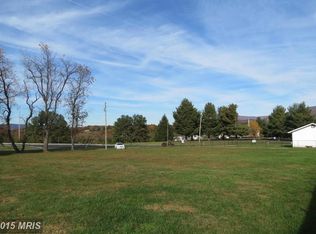 15 Park Ave, Luray, VA 22835