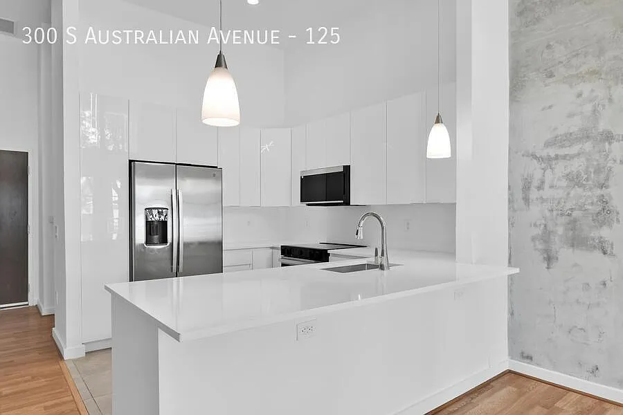 300 S Australian Ave #125