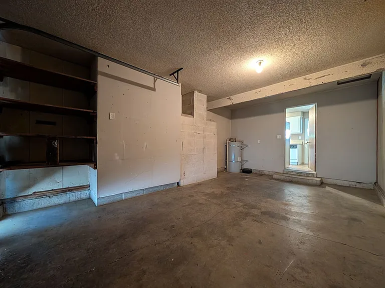 2064 Centennial Blvd — Photo 20