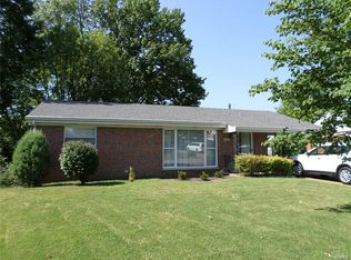 4028 Seibert Ave, Saint Louis, MO 63123