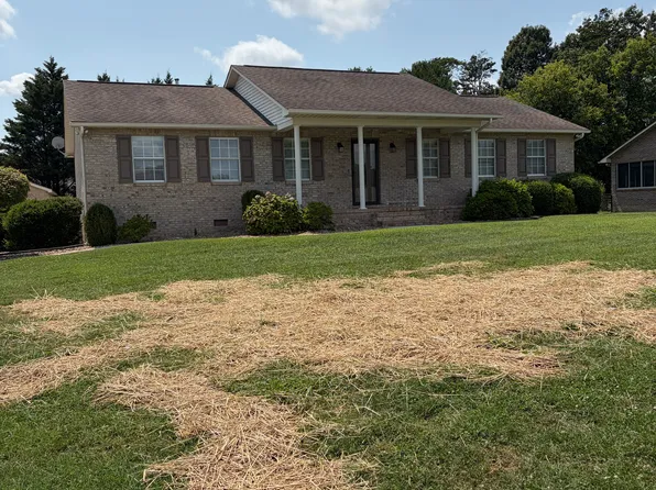 309 S Coleman Dr, Maryville, TN 37803